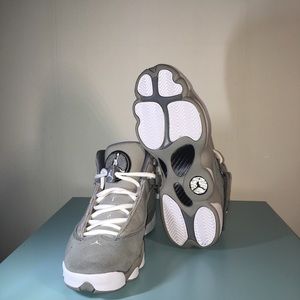 Selling Jordan’s 6 rings new with box